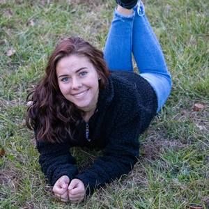 Meet your Posher, Nicole